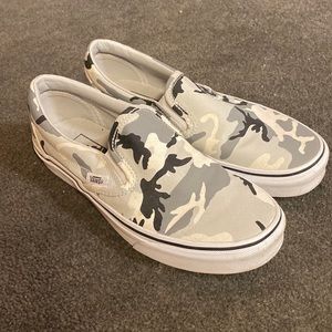 Vans grey camo